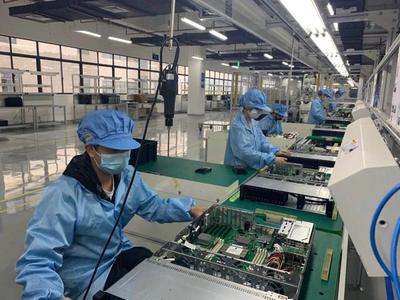 浪潮南寧生產(chǎn)基地正式投產(chǎn)，填補(bǔ)西南地區(qū)計算機(jī)產(chǎn)業(yè)空白